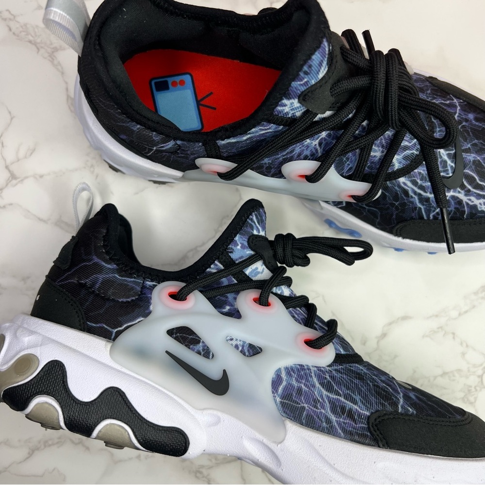 Nike React Presto Lightning ⚡️ - Picture 14 of 16